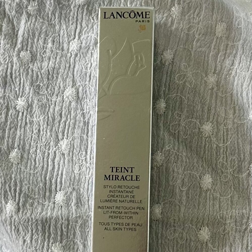 Lancôme Teint Miracle Instant Retouch Pen, Lit-from-Within Perfector 4